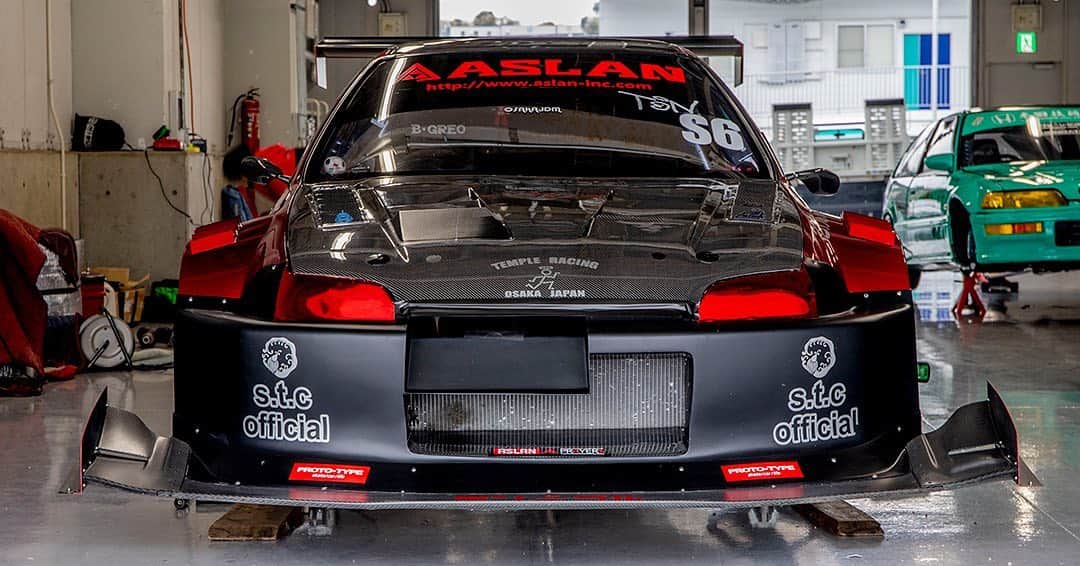 のインスタグラム：「_ ASLAN Honda K24 swapped Time Attack EG6 CIVIC _ Shot on Dec-17 2019 "SUZUKA CIRCUIT TIME ATTACK" organized by @aslan_inc_japan at Suzuka International Circuit _ owner: @horiton_ton tuner: @aslan_inc_japan photo: @mistbahn _ _ JP) 2019年12月17日、鈴鹿サーキット国際レーシングコース(鈴鹿フルコース)で開催されたアスランさん( @aslan_inc_japan )主催の「SUZUKA CIRCUIT TIME ATTACK」にて撮影。 _ _ #suzukacircuittimeattack #scta #aslan #アスラン #aslan_inc_japan #suzukacircuit #suzukainternationalcircuit #鈴鹿サーキット #civic #hondacivic #ホンダシビック #シビック #eg6 #egcivic #kseries #k24a #k24 #kswapped #kswap #osakajdm #kanjo #kanjozoku #templeracing #テンプルレーシング #彫屯 #ctac #tuningcartimeattack #timeattack #timeattackjapan #hondasontrack」