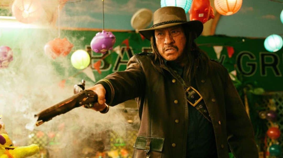 ダニー・トレホさんのインスタグラム写真 - (ダニー・トレホInstagram)「#TBT 2015 I don't negotiate, I regulate! @duskelrey . . . #fromdusktilldawn #dannytrejo #elreynetwork #robertrodriguez」12月20日 7時15分 - officialdannytrejo