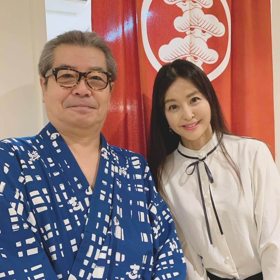 大桃美代子さんのインスタグラム写真 - (大桃美代子Instagram)「池袋の新施設。  東京建物Brilla HALLの柿落とし公演、  志の輔らくごにお邪魔しました。  高座の志の輔師匠は、神！！でした。  年末詣での「歓喜の歌」。 来年はパルコ劇場でスタートです。  師匠！ついてきいます。  詳しくはブログで。  #こけら落とし #志の輔らくご#立川志の輔#落語#伝統芸能#話芸#歓喜の歌#昔から優しかった#大好き#芸能界の先輩#ありがとうございます#立川一門#落語好き#落語好きな人と繋がりたい」12月20日 8時10分 - miyoko_omomo