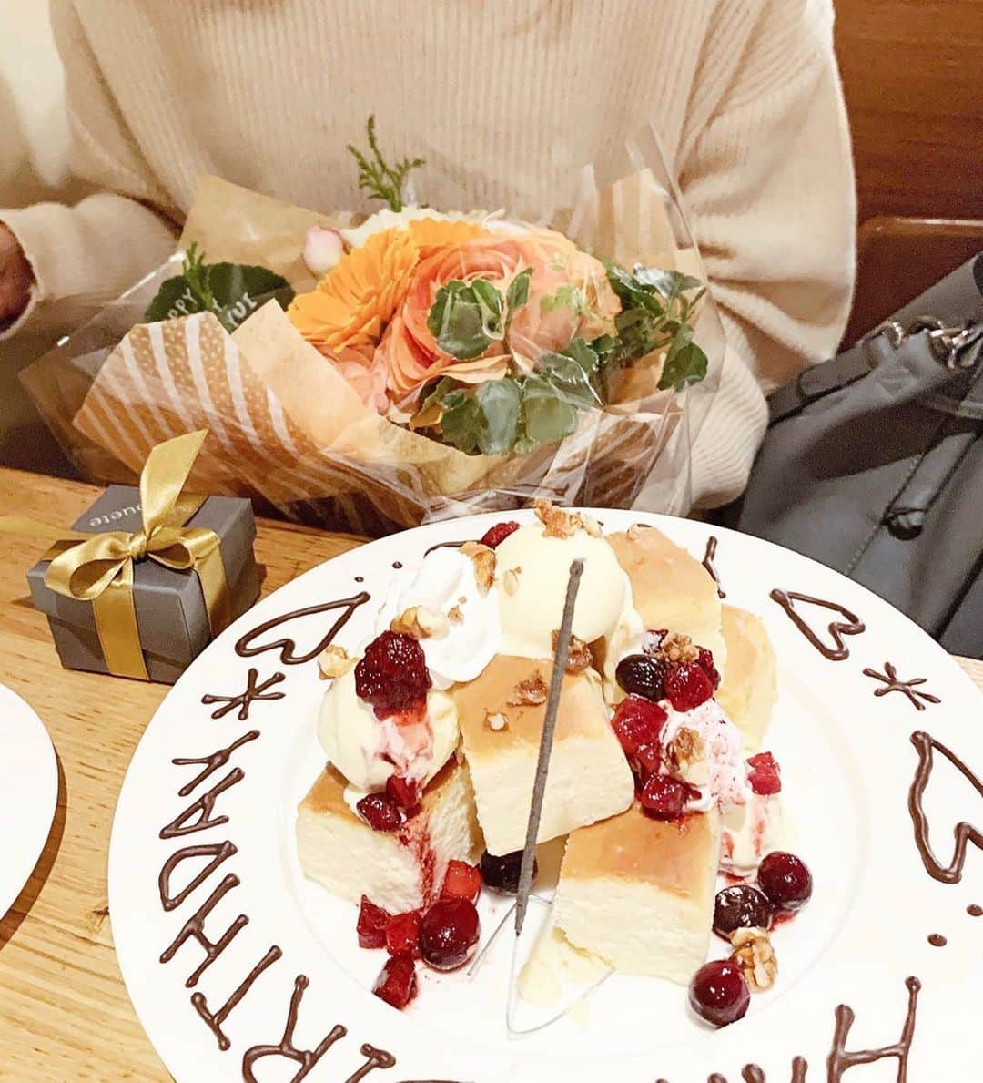 左近鈴乃のグルメインスタ