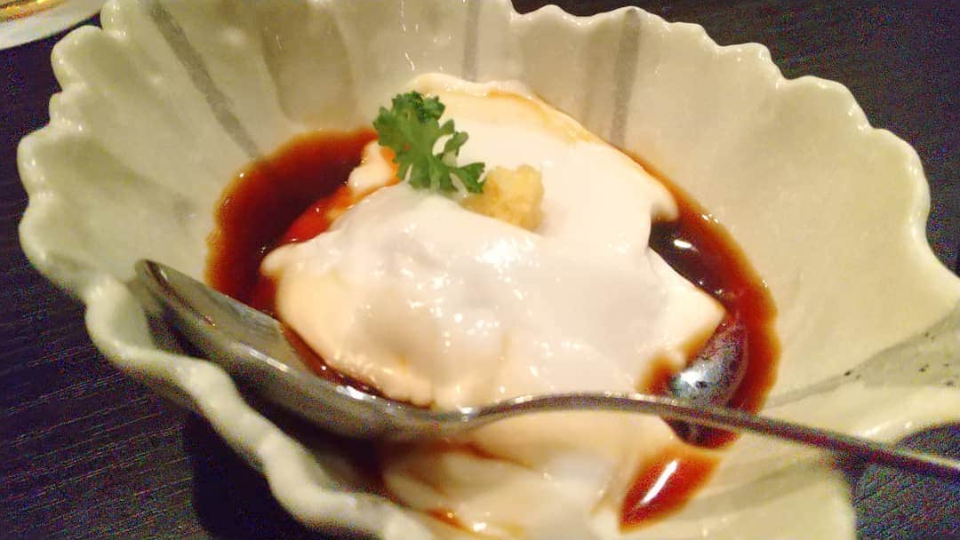 松坂南さんのインスタグラム写真 - (松坂南Instagram)「大好きなジーマミー豆腐💓  #love  #沖縄料理」12月20日 10時37分 - minami_matsuzaka