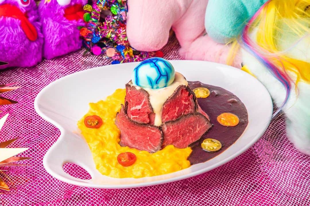 KAWAII MONSTER CAFEさんのインスタグラム写真 - (KAWAII MONSTER CAFEInstagram)「🔥information🔥﻿ The year-end and New Year fair 【Kawaii Party 2020 Harajuku Festival】will be held from December 26, 2019 to January 5, 2020🌈🌈🌈🌈🌈﻿ ﻿  Mouse hamburgers that are the zodiac signs 🐭🍔and curry inspired by red Fuji 🗻🍛appear as limited-time menus❣️﻿ And on New Year's Eve, a countdown party will be held🥰🥰🥰🥰🥰🎉Please come to @kawaiimonstercafe during the New Year holidays💓  #kawaiimonstercafe #monstercafe #カワイイモンスターカフェ  #destination #tokyo #harajuku #shinuya #art #artrestaurant #colorful #color #pink #cafe #travel #trip #traveljapan #triptojapan #japan #colorfulfood #rainbow #rainbowcake #rainbowpasta #strawberry #pancakes #takeshitastreet #harajukustreet #harajukugirl #tokyotravel #onlyinjapan #newyears」12月20日 11時05分 - kawaiimonstercafe