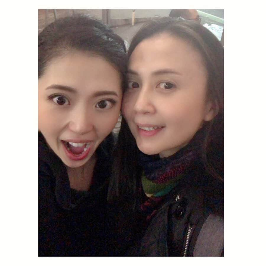 中原翔子さんのインスタグラム写真 - (中原翔子Instagram)「昨晩は映画『#ツングースカバタフライ』#ユーロスペース 最終日に行ってきました。 応援コメントも出しておりましたので既に拝見していた作品でしたが、大好きな #亜紗美 の最後の勇姿をスクリーンでも堪能することができ本当に良かったです。 出会ってから14年、いつも亜紗美のガッツに驚かされていたし、尊敬していました。 未だに「辞めるの辞めていいんだよ？」って思ってるけどw でも、彼女が自ら掴み取った新しい道を、これからも応援します。  明日から #名古屋シネマスコーレ ほか地方でも順次公開されます。強くて優しくて格好いい亜紗美に、これからも多くの方が出会ってくれたら嬉しいです。特に女性のお客様、本作の亜紗美に惚れると思います。 亜紗美の最後の花道、ご高覧いただければ幸いです。 http://tunguska-b.com/  #actresslife #japaneseactress #japanesemovie #asami」12月20日 11時10分 - showkonakahara