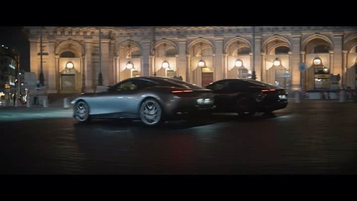 藤井裕史のインスタグラム：「The beauty of new @ferrari took my breath away. Shooting for Ferrari Roma in Piazza della Repubblica, Roma. It was a night after I came back from Cape Town, and before my 5th time Dolce&Gabbana fashion show in Milan. The most pleasant week ever I had. #ferrari #ferrariroma #roma #italy @ilovemodelsmngt @image_models @bananasmodels @coreartistmanagement @musemennyc」
