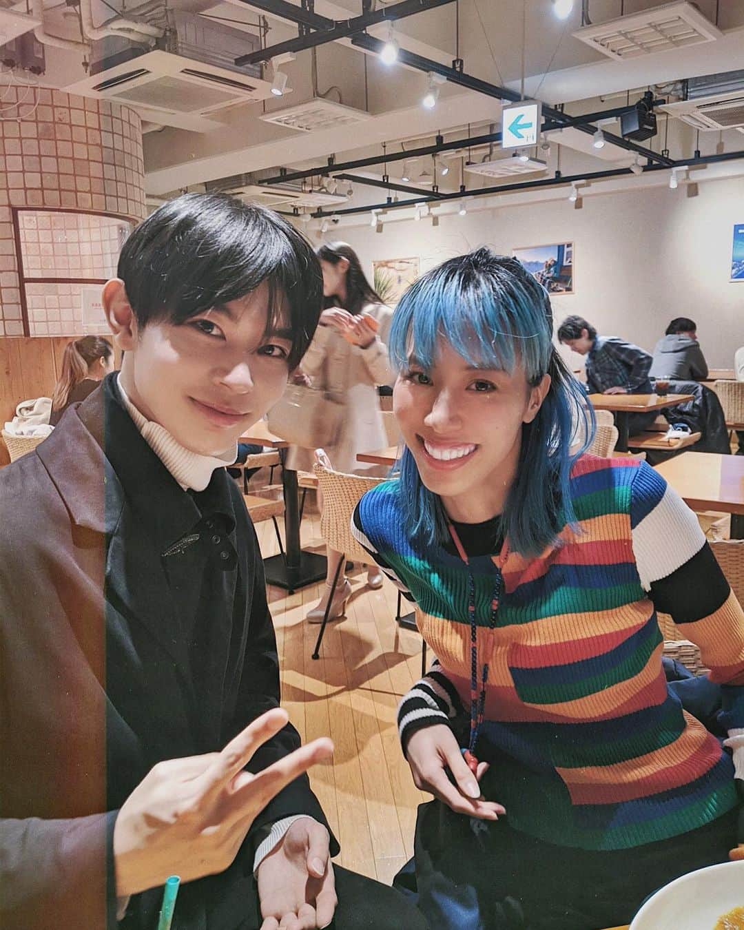 草野絵美のインスタグラム：「My adorable lil brother 👼(not related) 他是一个可爱的兄弟般的朋友🧸  #もう10年来 #かわいい弟よ　#上原一翔」