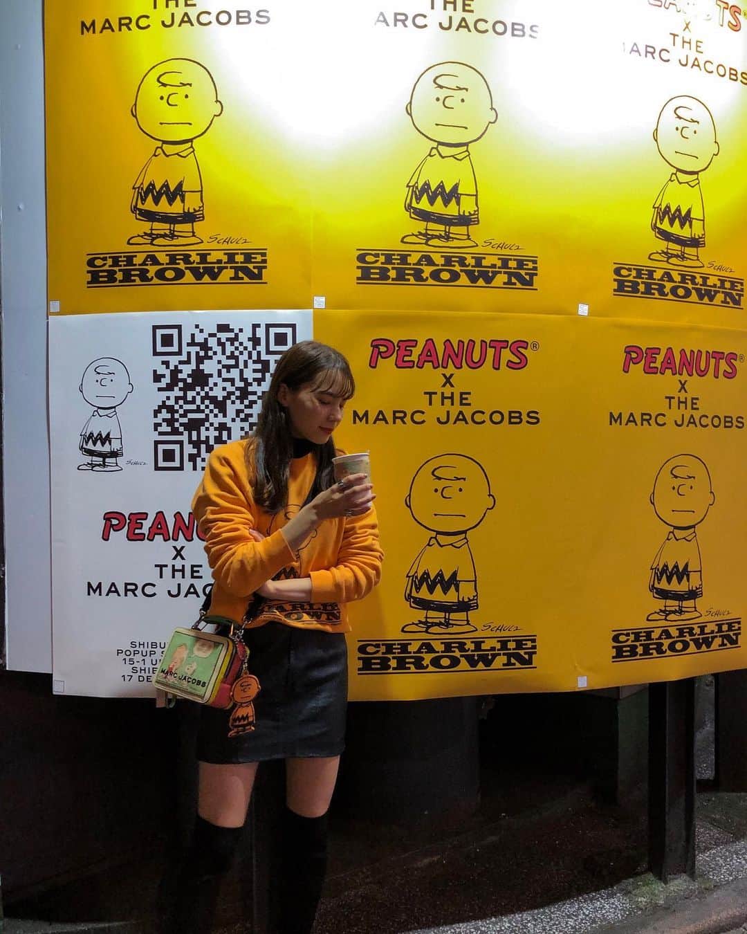 マリークレアさんのインスタグラム写真 - (マリークレアInstagram)「The Marc Jacobs × Peanuts 🧡 1月13日まで渋谷PARCO 1Fにて Pop up イベントが開催してます:-) 12/20-22はパルコ前のPEANUTS CAFEでホットチョコレートワゴンも出てるよ☕︎ ぜひ遊びに行ってください🕴 #themarcjacobs  @marcjacobs  #peanutscafe #snoopy  #shibuyaparco #marcjacobs #peanutsxthemarcjacobs」12月20日 21時28分 - marie1227claire