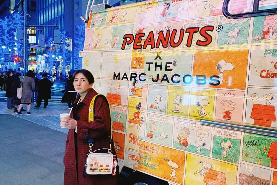 ミッチーのインスタグラム：「Thank you @themarcjacobs ﻿ @marcjacobs x #PEANUTS #MARCJACOBS ﻿ ﻿ ちなみにコートもマークだよう﻿ お気に入り！」