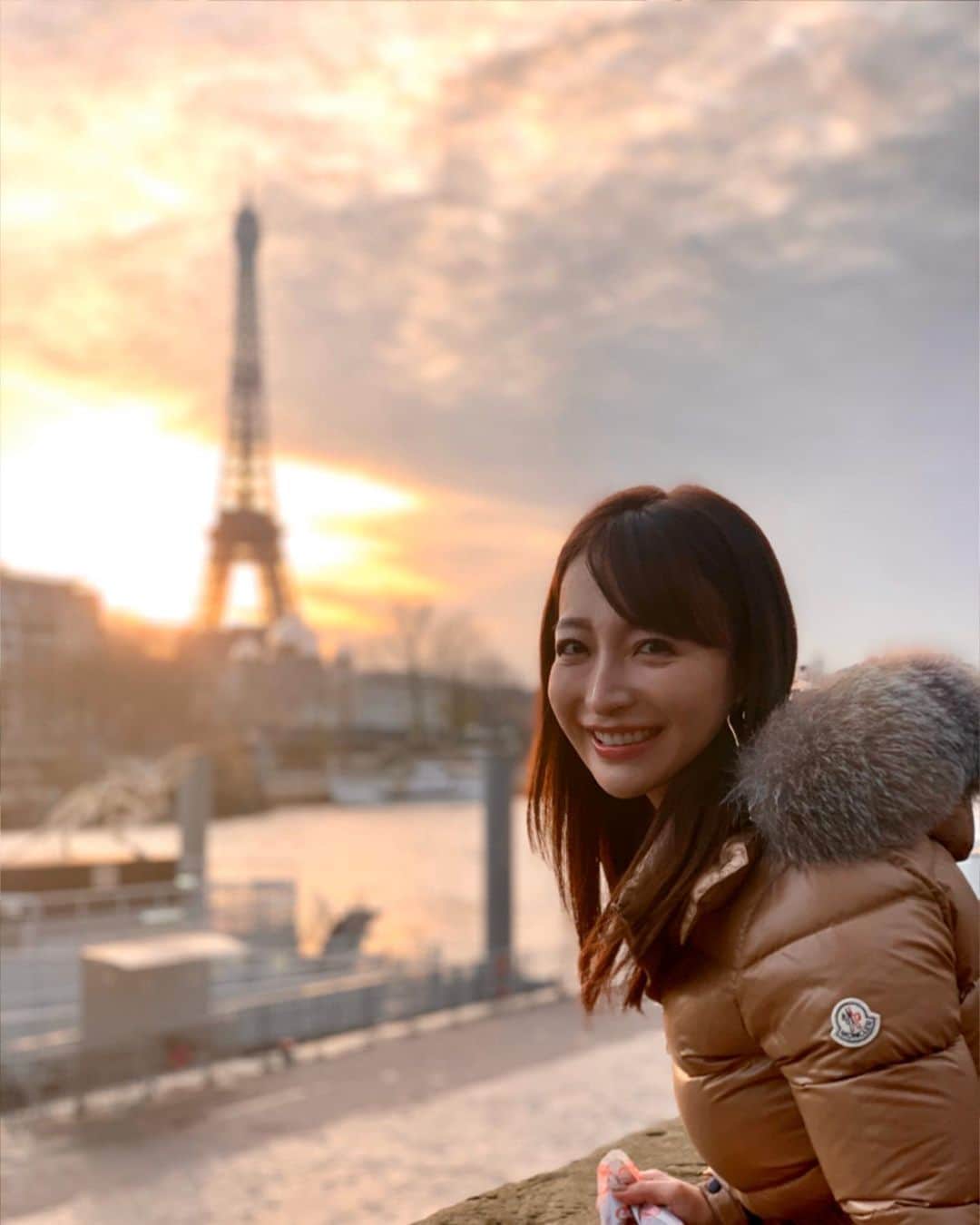 竹内渉さんのインスタグラム写真 - (竹内渉Instagram)「エッフェル塔のベストショット😍（2枚目）東京タワーも大好きだけど、今回色々な表情のエッフェル塔を見て大好きになりました🥰❤️ #🇫🇷 #effeltower  #paris #aymtrip」12月20日 21時51分 - ayumu_takeuchi