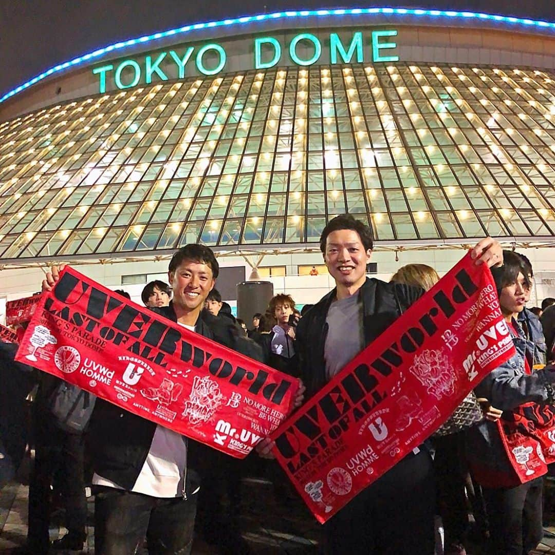 藤村大介さんのインスタグラム写真 - (藤村大介Instagram)「UVERworld男祭り 本当に最高！！ 心から奮い立たされました！ 明日からも全力で生きていきます！ #uverworld」12月20日 22時22分 - d.fujimura