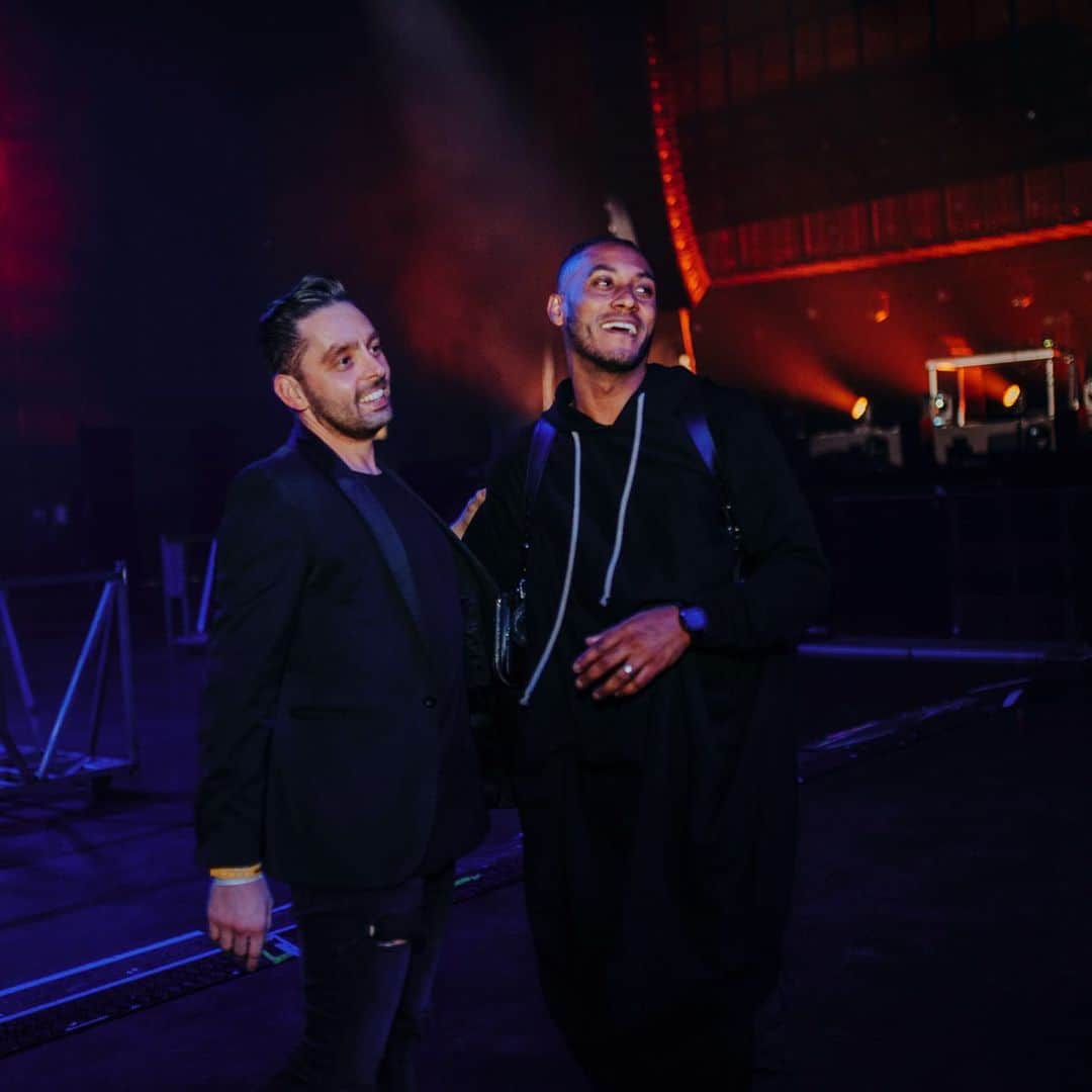 サネリー・ジェームズのインスタグラム：「Happy birthday my brother @jwagenmans .. Blessings! ♥️」