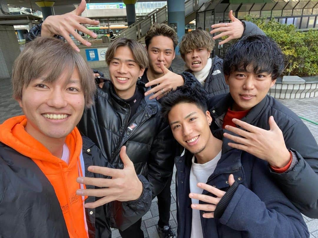 エビスジャップさんのインスタグラム写真 - (エビスジャップInstagram)「コムドットの3人と飯食ってきた。これからも仲良くしよう🤙  #コムドット #EvisJap」12月20日 14時43分 - evisjap