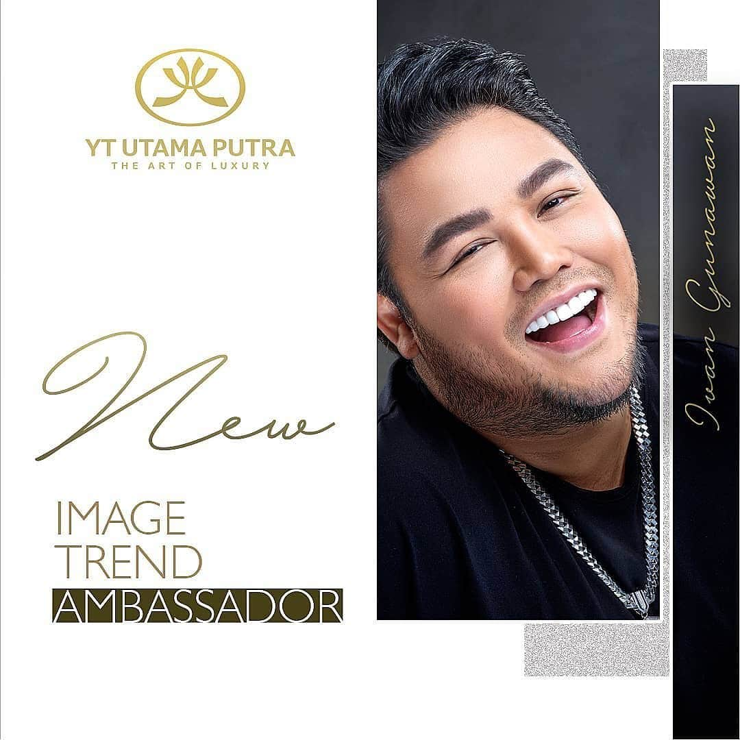 Ivan Gunawanさんのインスタグラム写真 - (Ivan GunawanInstagram)「Posted @withrepost • @ytutamaputra NEW IMAGE,  NEW TREND,  NEW AMBASSADOR  We are delighted to announce Indonesia's top fashion designer @ivan_gunawan as our brand ambassador. Renowned for his creative mind, amazing talent, and strong passion, Ivan Gunawan is the best figure to represent @ytutamaputra three core values of "Dedication", "Transformation", and "Innovation". With this announcement, we have strengthened our commitment to empower our brands further more for our customers satisfaction. Stay tuned for announcement regarding our exciting collaborations soon!  Dengan bangga, kami mengumumkan desainer kenamaan Indonesia, Ivan Gunawan, sebagai brand ambassador kami. Terkenal karena pemikirannya yang kreatif, bakatnya yang mengagumkan, dan semangatnya yang kuat, Ivan Gunawan merupakan figur yang tepat untuk mewakili tiga filosofi YT Utama Putra "Dedication", "Transformation", dan "Innovation". Melalui pengumuman ini, kami semakin memperkuat komitmen kami untuk senantiasa memajukan brand kami demi kepuasan para pelanggan. Nantikan pengumuman mengenai berbagai kolaborasi spesial kami segera.  Jewelry : @ytutamaputra  Photo : @bacteria.photography  MUA : @nadir_rosa  #YTxIgun #YTGold #YTUtamaPutra #IvanGunawan #BrandAmbassador #Jewelry #fashionjewelry #Jewellery」12月20日 15時45分 - ivan_gunawan