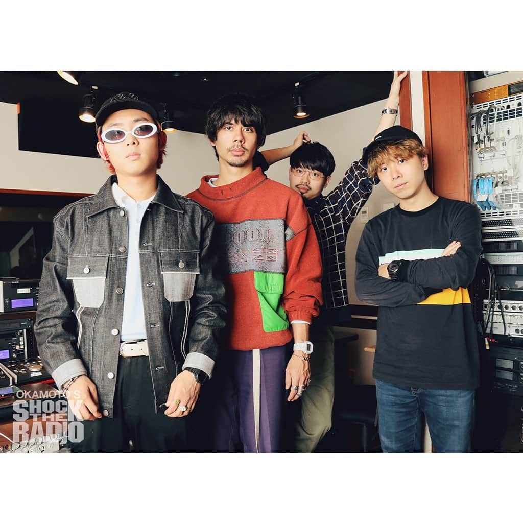 OKAMOTO’Sさんのインスタグラム写真 - (OKAMOTO’SInstagram)「【SHOCK THE RADIO 12/20】﻿ 未来に残したい新定番、フューチャースタンダードを提案していくカルチャープログラムOKAMOTO’S SHOCK THE RADIO！﻿ 今日は久しぶりにメンバー４人全員集合！﻿ 毎年恒例「今年の１曲」というテーマで選曲します。﻿ はたして誰がどんな曲を選ぶのか？﻿ お聞き逃しのないように！﻿ ﻿ #okamotos#オカモトレイジ #オカモトショウ #ハマオカモト #オカモトコウキ #g_shock #radio #shocktheradio #未来に残したい1曲 #フューチャースタンダード #tokyofm」12月20日 16時51分 - okamotos_official