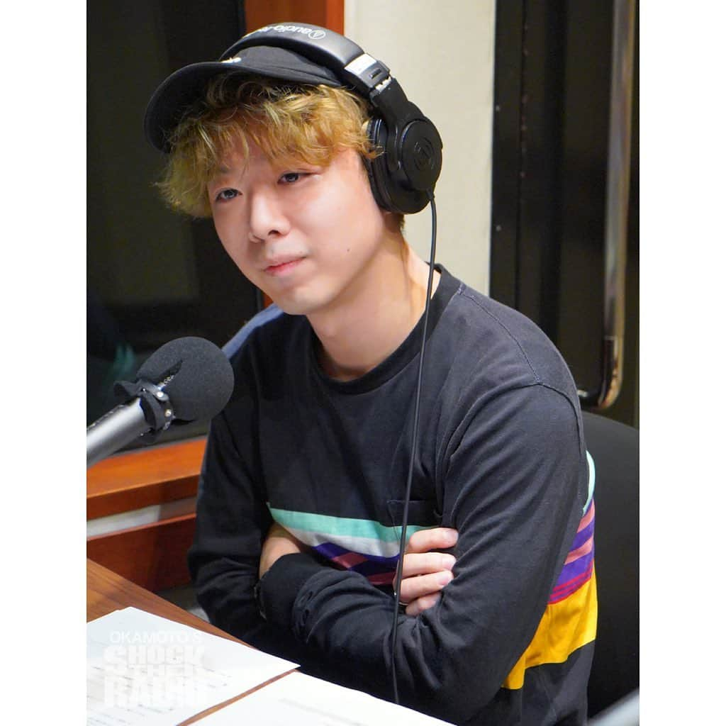 OKAMOTO’Sさんのインスタグラム写真 - (OKAMOTO’SInstagram)「【SHOCK THE RADIO 12/20】﻿ 未来に残したい新定番、フューチャースタンダードを提案していくカルチャープログラムOKAMOTO’S SHOCK THE RADIO！﻿ 今日は久しぶりにメンバー４人全員集合！﻿ 毎年恒例「今年の１曲」というテーマで選曲します。﻿ はたして誰がどんな曲を選ぶのか？﻿ お聞き逃しのないように！﻿ ﻿ #okamotos#オカモトレイジ #オカモトショウ #ハマオカモト #オカモトコウキ #g_shock #radio #shocktheradio #未来に残したい1曲 #フューチャースタンダード #tokyofm」12月20日 16時51分 - okamotos_official