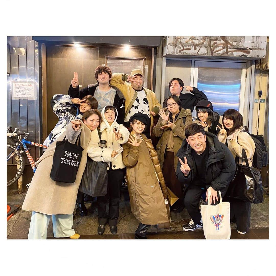 高橋愛さんのインスタグラム写真 - (高橋愛Instagram)「焼肉、忘年会♡ ㅤㅤㅤㅤㅤㅤㅤㅤㅤㅤㅤㅤㅤ ㅤㅤㅤㅤㅤㅤㅤㅤㅤㅤㅤㅤㅤ #大好きなチーム！ #VOCE #高橋愛の美トリップ #感謝！ #来年も #頑張ります！ #それにしても #焼肉 #美味しかったなぁ🤤」12月20日 17時32分 - i_am_takahashi