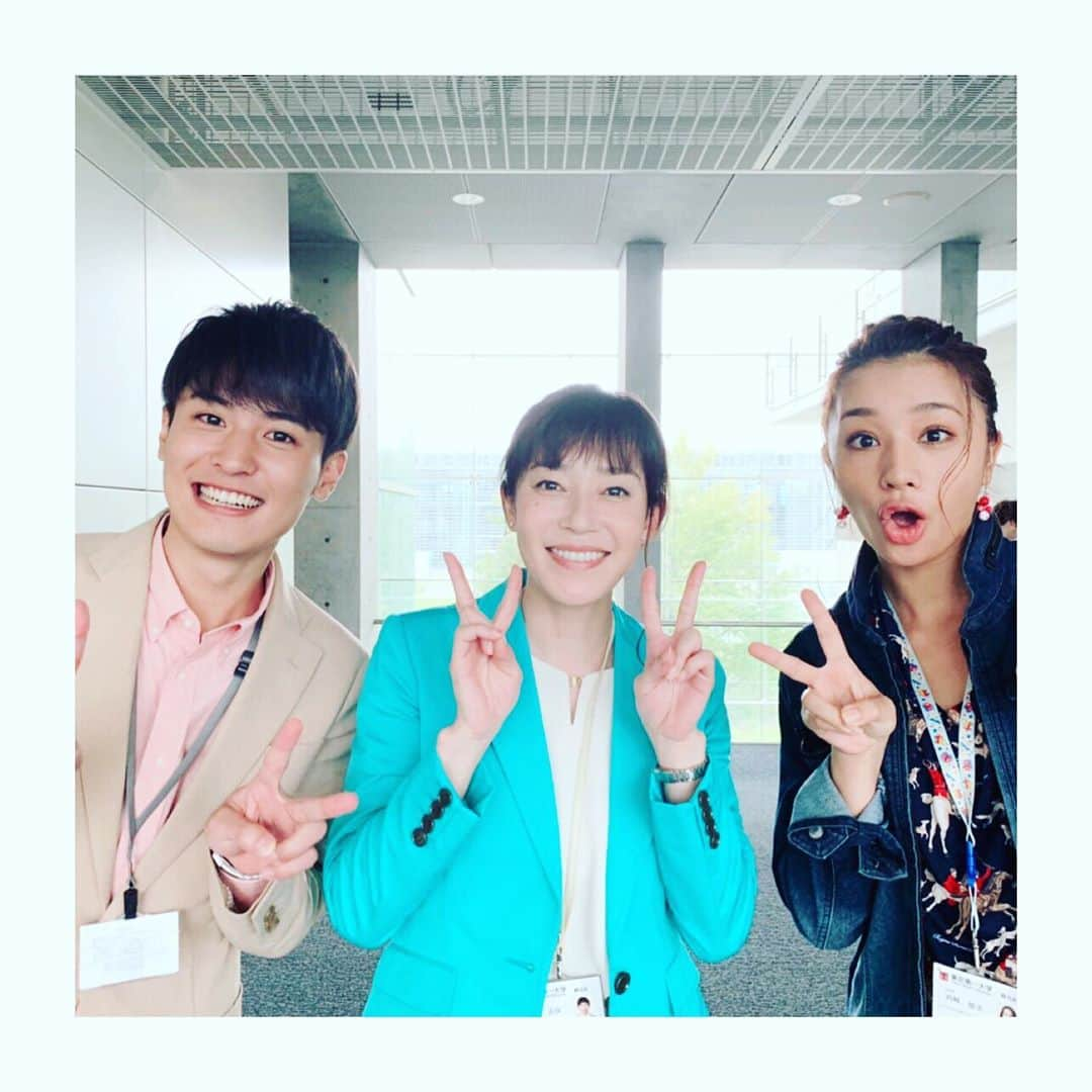 松雪泰子さんのインスタグラム写真 - (松雪泰子Instagram)「ミスジコチョー最終回！ #みんな。。大好き #ありがとう」12月20日 18時27分 - yasukomatsuyuki_official