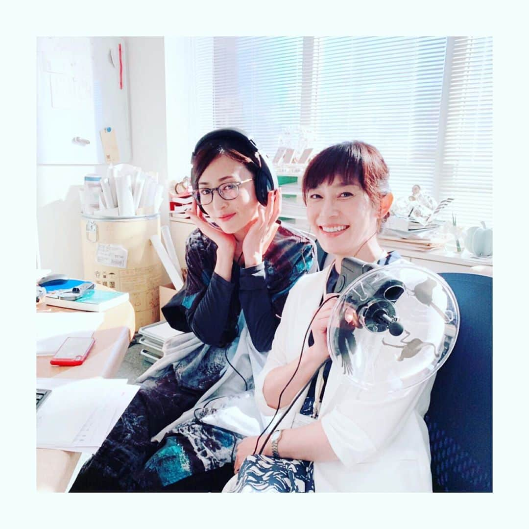 松雪泰子さんのインスタグラム写真 - (松雪泰子Instagram)「ミスジコチョー最終回！ #みんな。。大好き #ありがとう」12月20日 18時27分 - yasukomatsuyuki_official