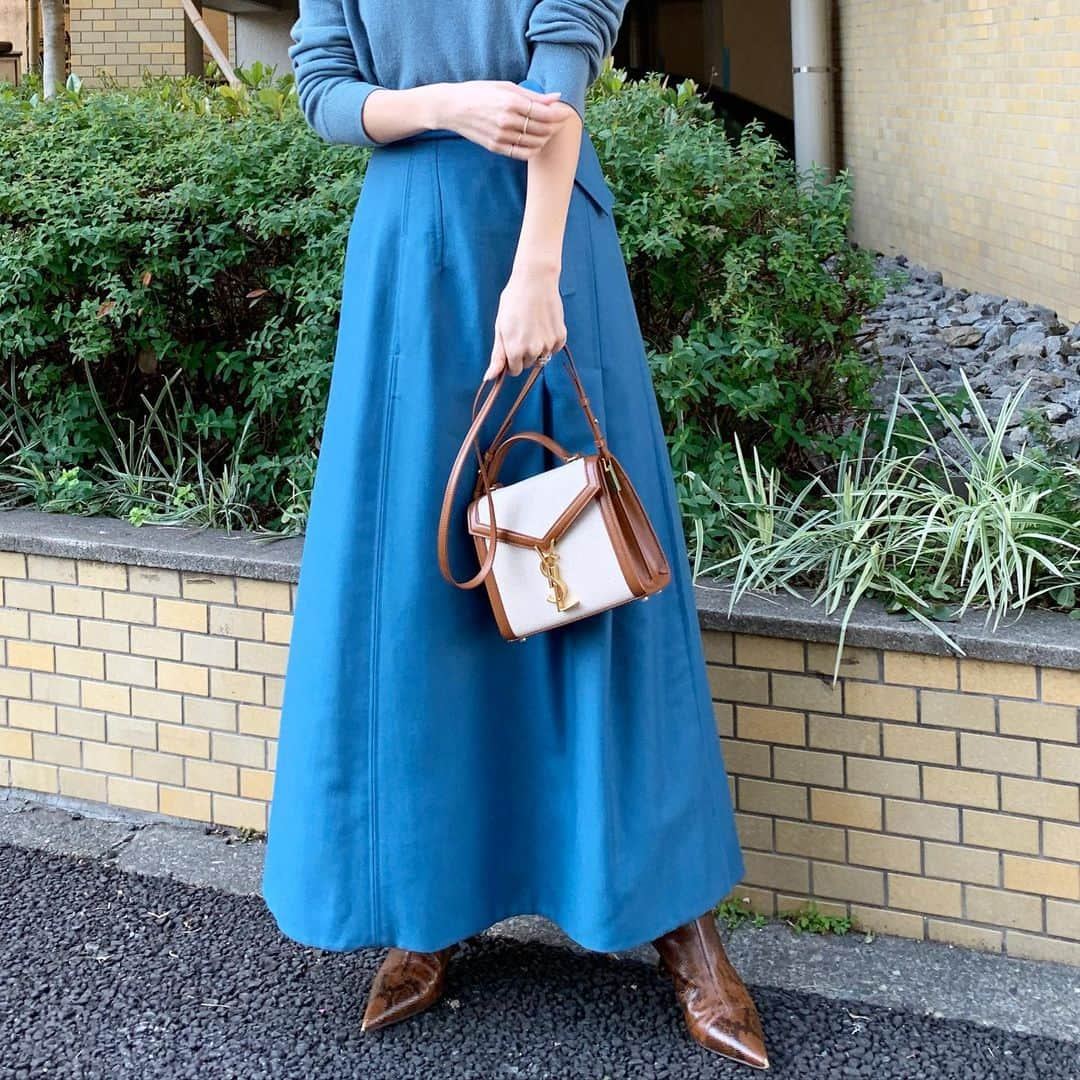 神山まりあさんのインスタグラム写真 - (神山まりあInstagram)「Sunny Day with @ysl bag❤️ #YSL  #SAINTLAURENT  #YVESSAINTLAURENT #mom #fashion #love #happy」12月20日 18時27分 - mariakamiyama