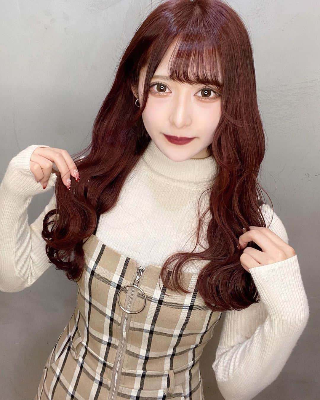 一ノ瀬りとのインスタグラム：「10代最後だからギャルになりたくて久しぶりにえくすてつけたあ〜超いいかんじにセットしてもらったお気に入り！どうかね🐈」