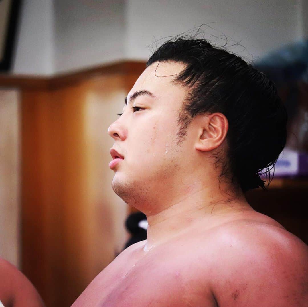 日本相撲協会さんのインスタグラム写真 日本相撲協会instagram 追手風部屋の稽古の様子 Sumokyokai 大相撲 Sumo 相撲 力士 お相撲さん Japanphoto Sumowrestlers Japanculture 追手風部屋 遠藤 大栄翔 大翔鵬 大奄美 翔猿 朝稽古 稽古