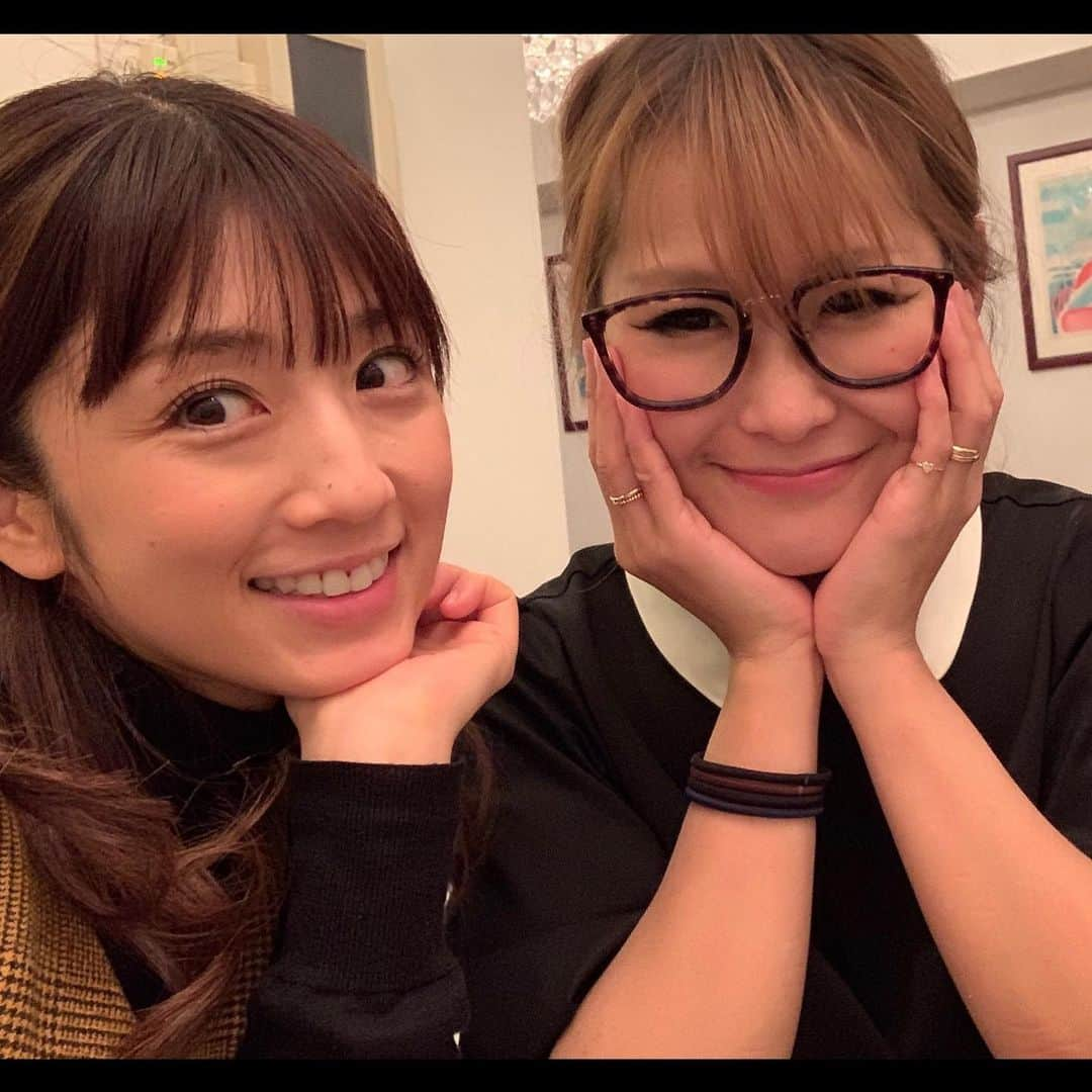 ギャル曽根さんのインスタグラム写真 - (ギャル曽根Instagram)「大好き。 #❤️💜💛❤️ #ゆうこりん❤️」12月20日 18時44分 - galsone_1204