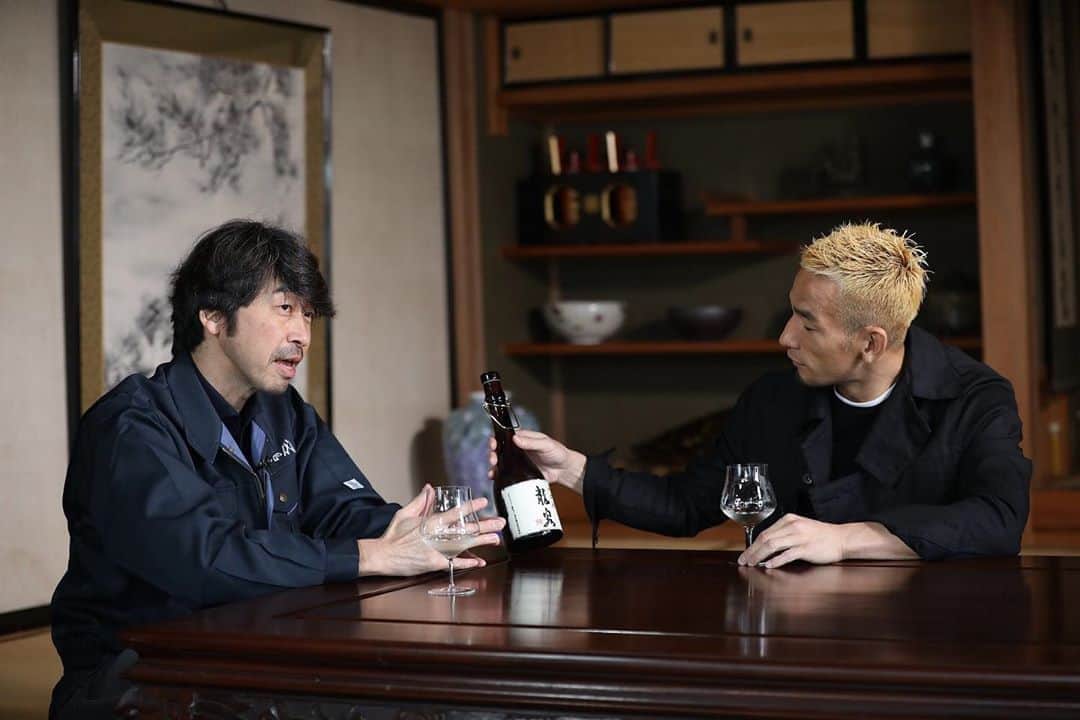中田英寿のインスタグラム：「12/22 13:00よりBS TBSにて「世界一の日本酒に出会う～SAKE COMPETITION 2019～」が放送されます。是非ご覧ください。#Sake #HidetoshiNakata #日本酒 #BSTBS  #中田英寿」