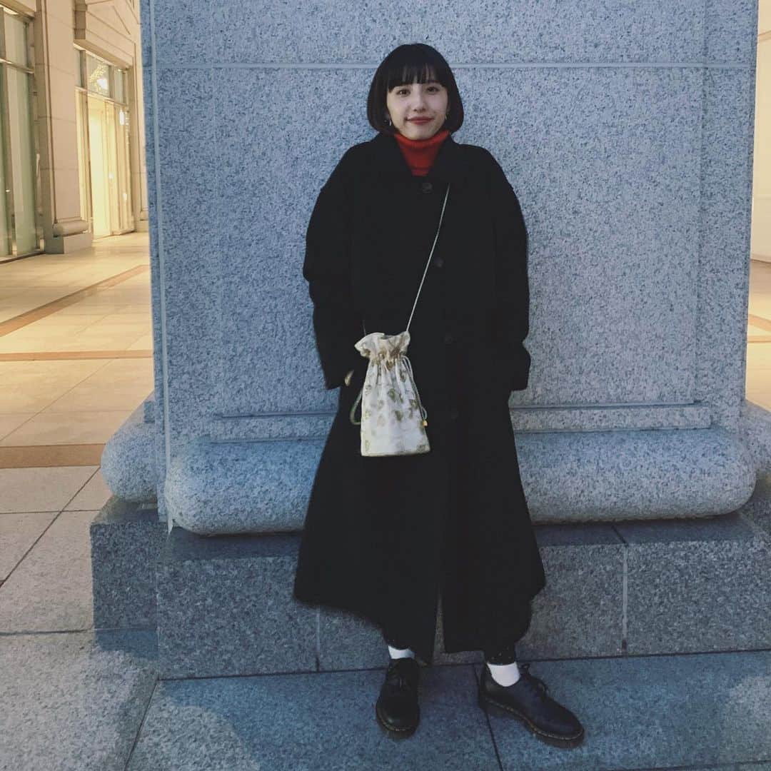 のインスタグラム：「夜になったら急に寒くなるぅ~❄️❄️」