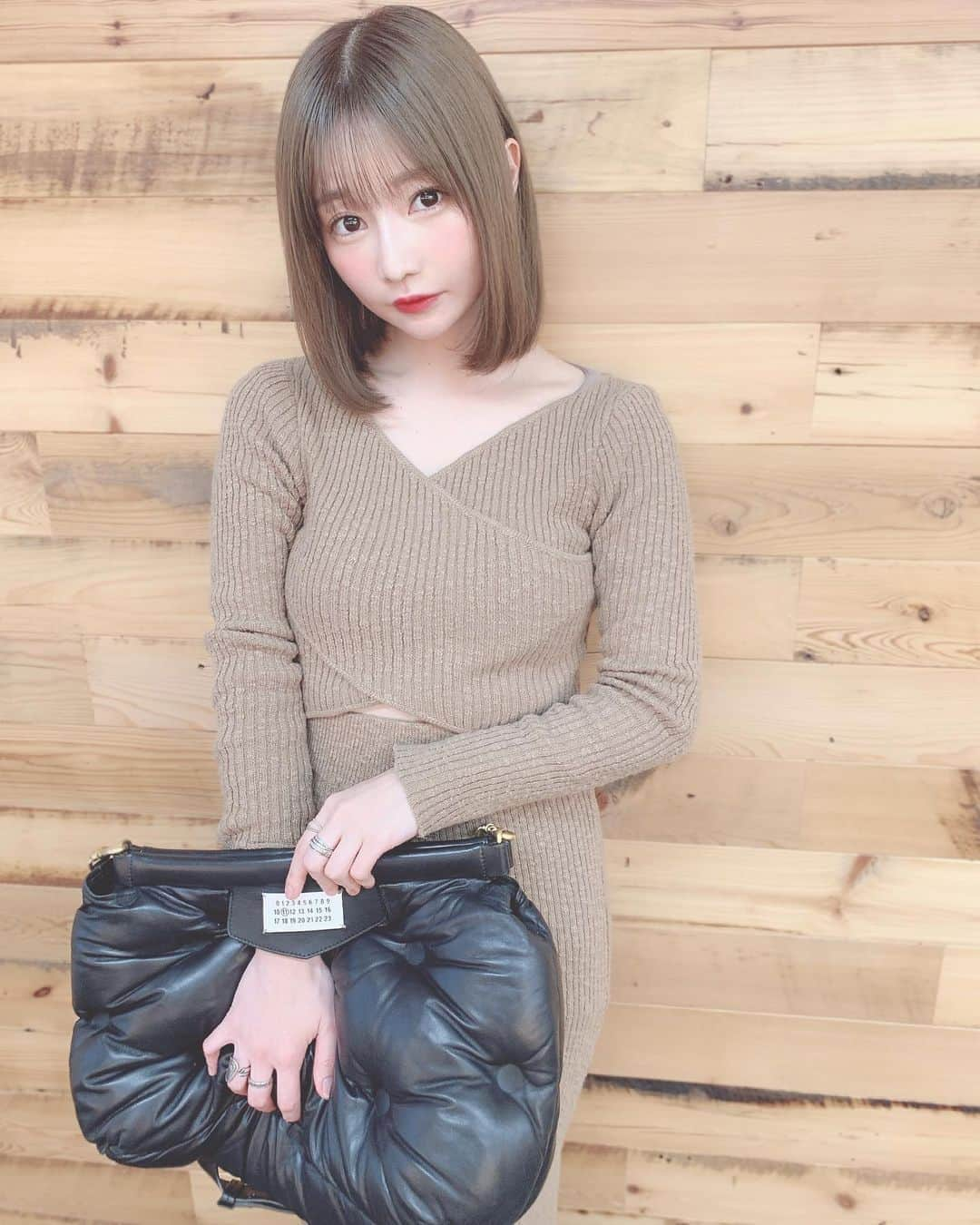 山内あいなさんのインスタグラム写真 - (山内あいなInstagram)「セットアップな日🧸🤎🧸🤎﻿ ﻿ #私服﻿ #Resortnista﻿ #よく見るとヒートテック出てる」12月20日 20時10分 - ainayamauchi3131