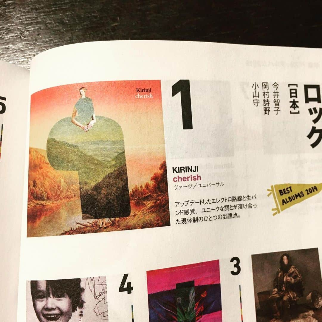 キリンジさんのインスタグラム写真 - (キリンジInstagram)「今日発売のmusic magazine。 ベスト・アルバム2019日本のロック部門で、我々のアルバム『cherish』が1位に選出されました。ありがとうございます。 精神の衛生を保つために作品の評価に一喜一憂しないように心がけていますが、嬉しいよね。ほ」12月20日 20時42分 - kirinji_official