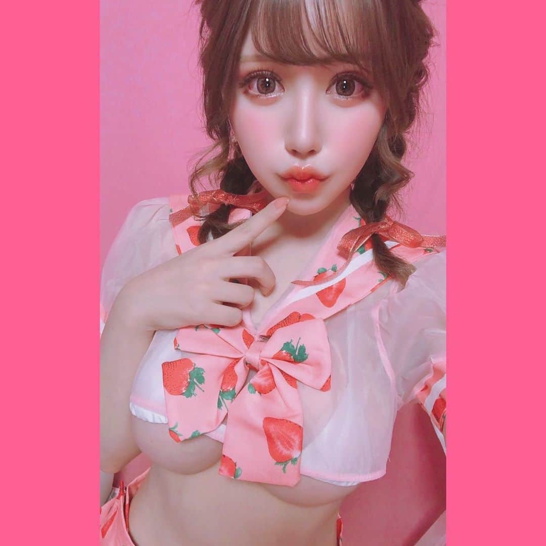 白田まい（白玉ろぷ）のインスタグラム：「じーー🥺  #白田まい #撮影会モデル #japanesegirls #时装 #模特  #コスプレ撮影 #粉我 #モデル撮影会 #偶像 #名古屋モデル」