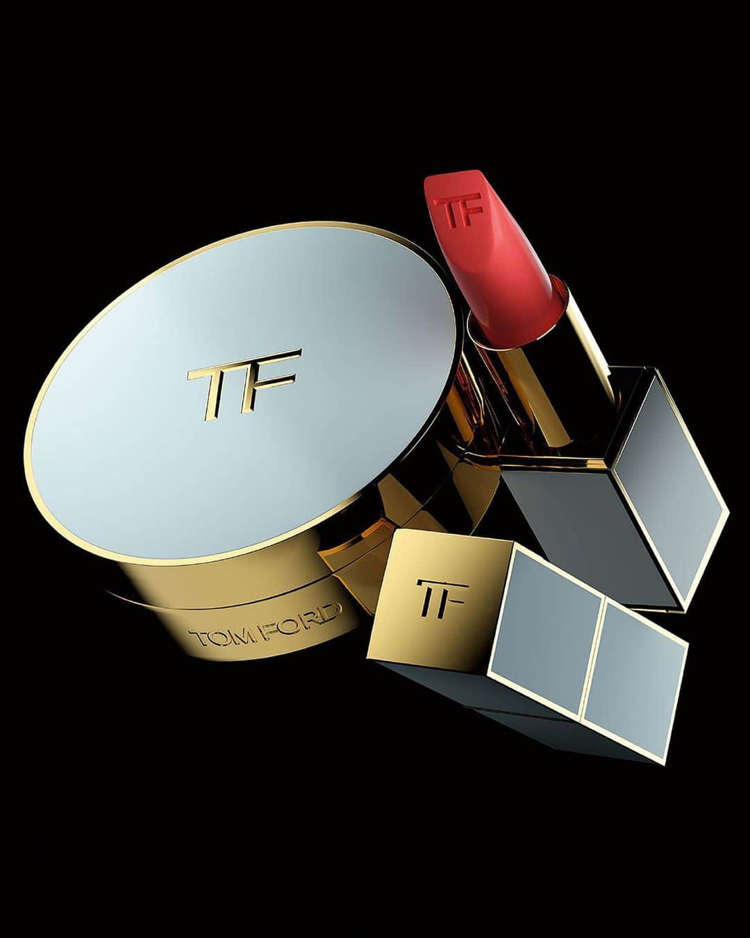 トムフォードさんのインスタグラム写真 - (トムフォードInstagram)「Bundle up with the Soleil state of mind. Featuring: Soleil Glow Tone Up Foundation SPF 45 Hydrating Cushion Compact and Lip Color Sheer in Paradiso 07. @tomfordbeauty #TOMFORD #TFSOLEIL #TFGIFTS」12月20日 23時37分 - tomford