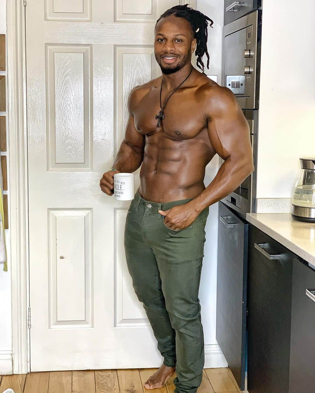 Ulissesworldさんのインスタグラム写真 - (UlissesworldInstagram)「Morning ☕️ @fashionnovamen 👖 AD. #fashionnovamen #ulissesworld」12月20日 23時58分 - ulissesworld