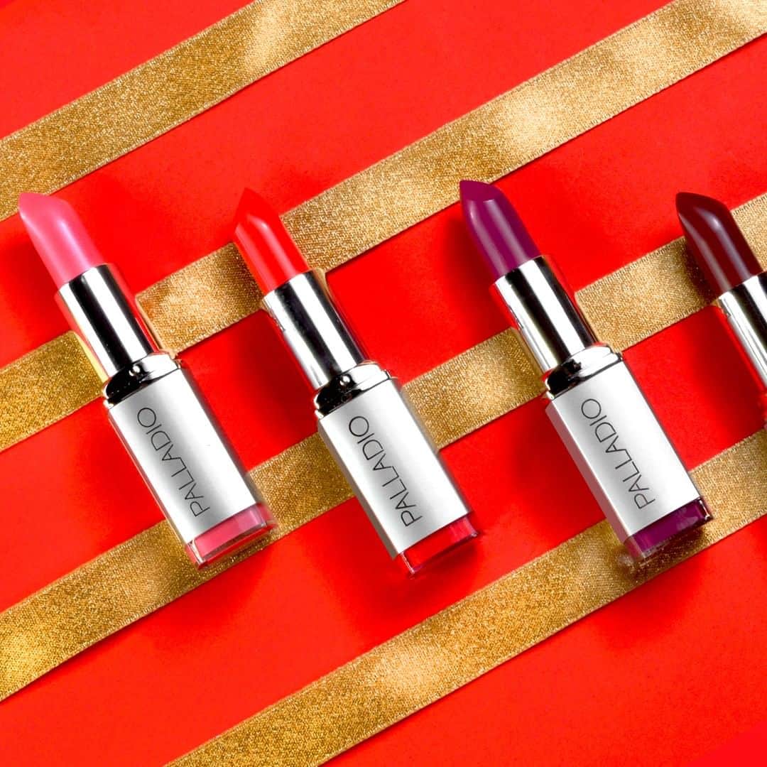 Palladio Beautyさんのインスタグラム写真 - (Palladio BeautyInstagram)「Luxurious moisture meets bold pigments in this electrifying lipstick formula. Available in a variety of trendy and classic shades, this lipstick is sure to turn heads when you walk into the room. 💄🎁 #GlutenFree #CrueltyFree #ParabenFree #12DaysOfChristmas #GiftIdeas」12月21日 0時05分 - palladiobeauty
