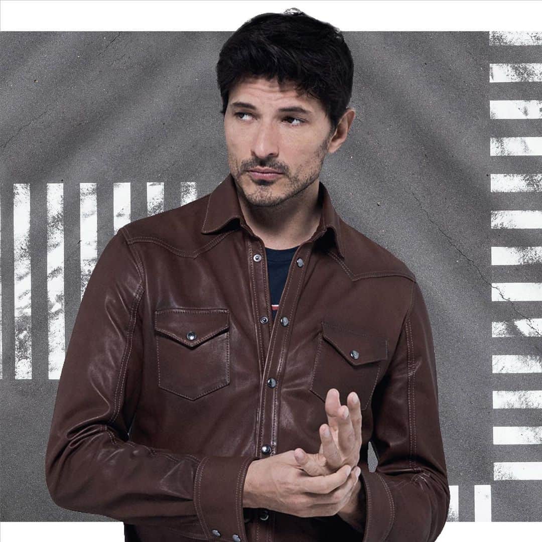 Jacob Cohenのインスタグラム：「Brown leather for cold weather  F/W 20 Man Collection Made in Italy  #JacobCohen #JacobCohenJeans」