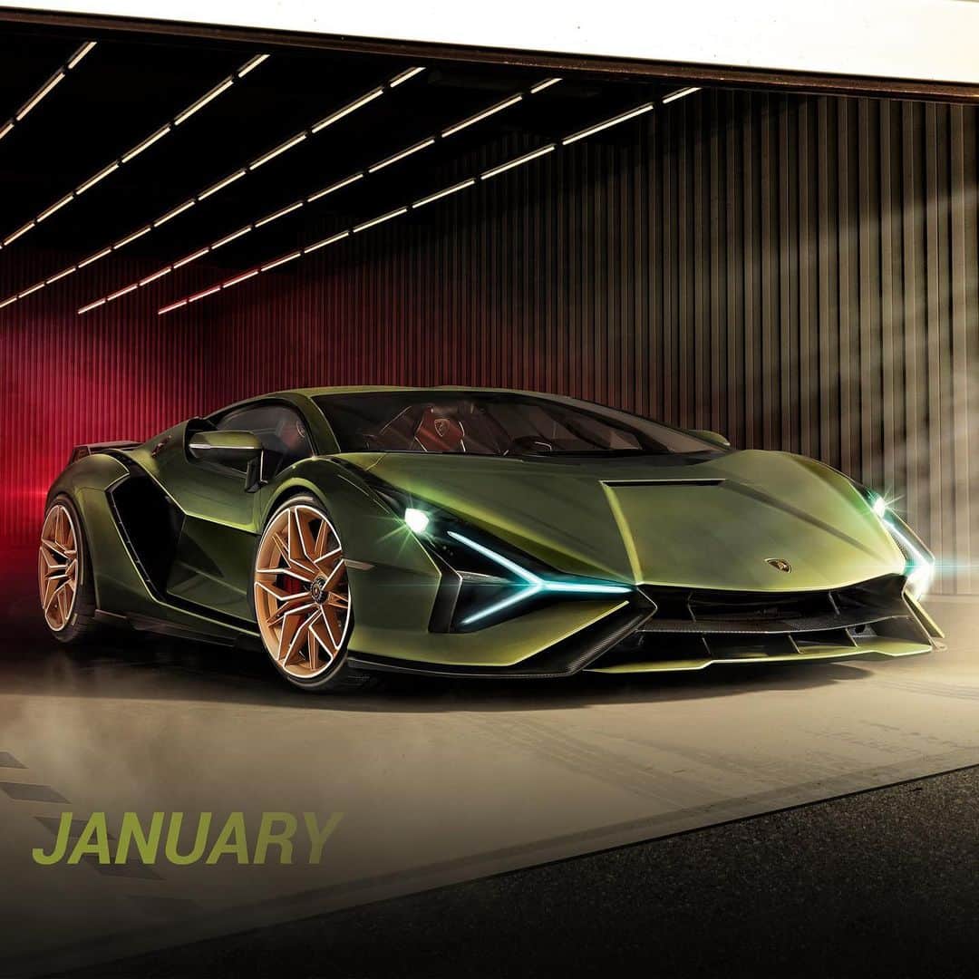 ランボルギーニのインスタグラム：「Bring in the new year with style; with a Lamborghini calendar.  Tap the picture to check it out now.  #Lamborghini #LamborghiniCalendar #2020」
