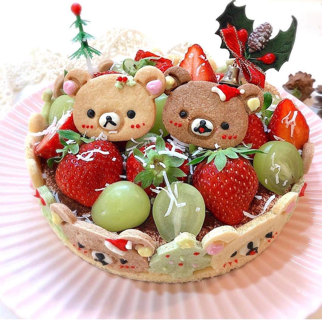 Rilakkuma US（リラックマ）さんのインスタグラム写真 - (Rilakkuma US（リラックマ）Instagram)「We adore this Rilakkuma cookie tart made by @seiko.ne.jp! All of the little holiday details make this a super festive idea for your next Xmas party! . . . #rilakkumaus #Rilakkuma #sanx #kawaii #sweets #tart #christmascake #doy #baking #リラックマ #サンエックス」12月21日 4時54分 - rilakkumaus