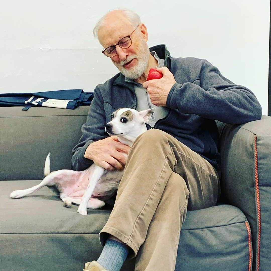 マイケル・ユーリーさんのインスタグラム写真 - (マイケル・ユーリーInstagram)「New grandpa alert. #jamescromwell #grandhorizons @2stnyc @kinleyanddawson」12月21日 5時08分 - michaelurielikesit