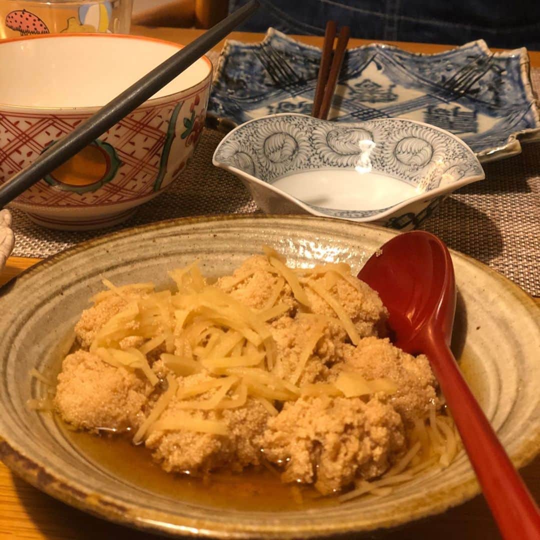 田中律子さんのインスタグラム写真 - (田中律子Instagram)「いつもとっても美味しいご飯を作ってくれる　@unyomiki  ミキちゃんの家でミキ食堂平日版🍷  まるでお店…次々出てくるミキ料理の数々は、本当に美味しい😍私はワインを持って行くのと食べる、あと洗い物🙌食材費を割り勘で明朗会計のミキ食堂❤️次はいつかなー、楽しみ🤩 ミキちゃんいつもありがとう🙏  #土日だけ食堂平日版  #ミキ食堂  #手作り料理  #愛情たっぷり  #美味しいごはん  #善くんまたね #報告会」12月21日 16時29分 - ri2kotanaka