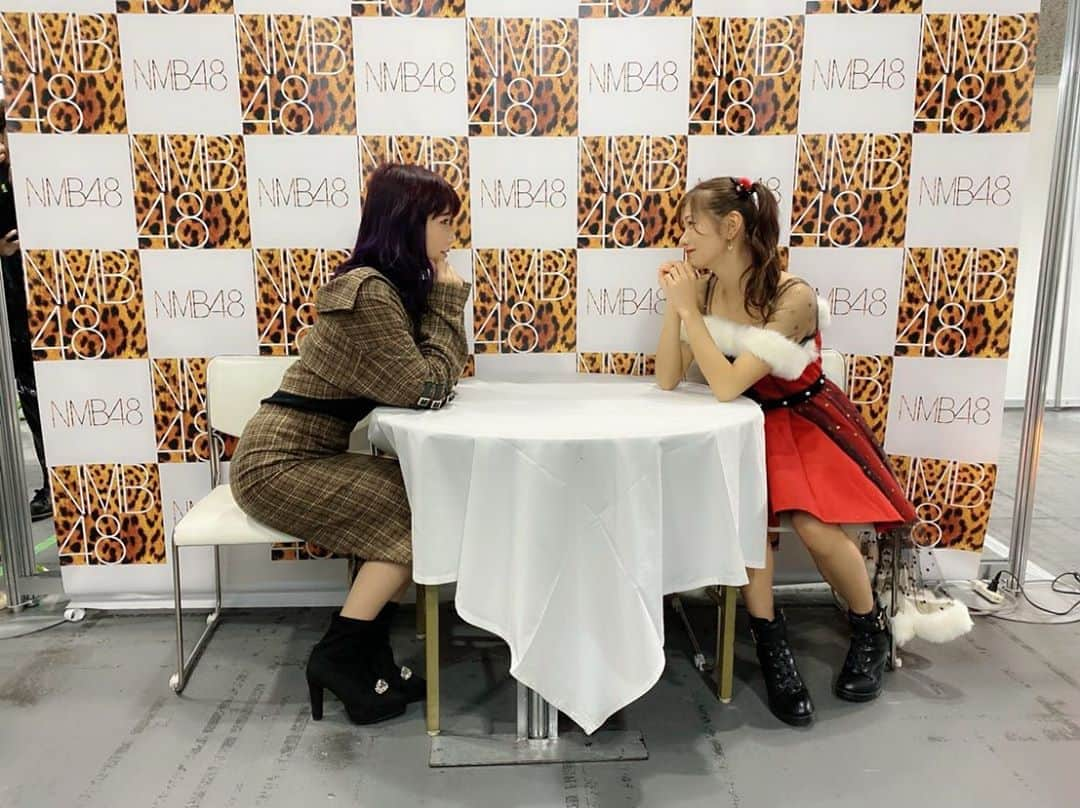 涼宮琴音さんのインスタグラム写真 - (涼宮琴音Instagram)「#nmb48 の #なんば式写メ会 に行ってきました🥰🍎 レーンの抽選ドキドキしてたけどまさかのアカリンと写メ撮れた😭💗嬉しすぎた🥺‼️ 明日はNMB48個別握手会🤝！！ もちろん全部アカリン🐣💓💓 早く会いたいなぁ☺️💗‼️ #吉田朱里 #個別握手会インテックス大阪 #アカリン #谷川愛梨 #小林莉奈」12月21日 16時56分 - suzumiya_kotone_official