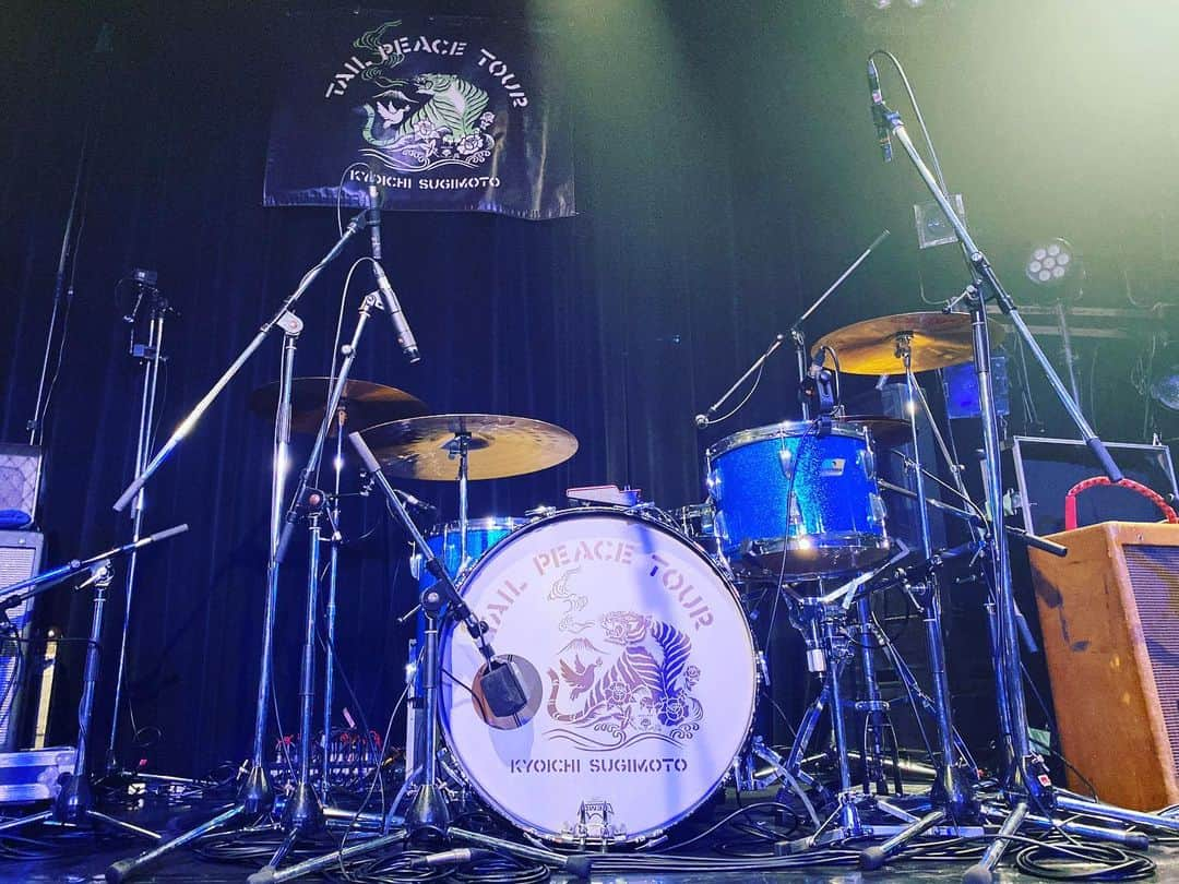 中畑大樹さんのインスタグラム写真 - (中畑大樹Instagram)「Tail Peace Tour 2019 千秋楽  個人的にもライブ納め＼(^o^)／ たのしみたかまるたのしみたか  #tpt19 #杉本恭一 #有江嘉典 #奥村大」12月21日 16時51分 - daiki_nakahata