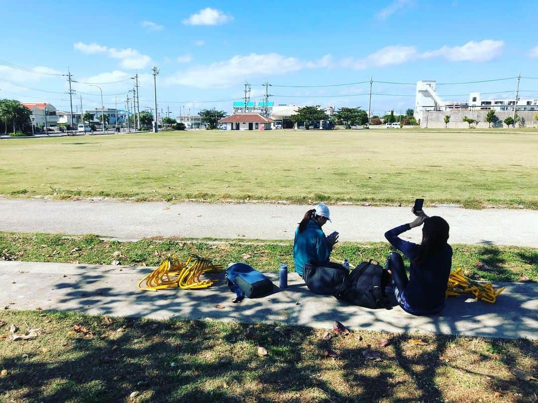 世古和さんのインスタグラム写真 - (世古和Instagram)「. 約2週間の石垣島合宿でした🌺✨ 気温も人も暖かく、心も温まりました☺️ 御恩を力に変えられるよう、 寒さに負けずに冬季頑張ります🏃‍♀️ . 一緒に合宿をしてくださった方々、 ありがとうございました🐎❣️ #乗馬クラブクレイン#エディオン#デンソー#ニッパツ#石垣島#沖縄#暖かい#温かい#ありがとう#トレーニング#バスプレス石垣 #マエリスタ#おいしい#オークリー#ルックスオティカジャパン#ミズノ#crane#edion#denso#ishigakiisland#okinawa#good#training#run#goodweather#thankyou#oakley#luxoticajapan#mizuno」12月21日 17時11分 - nodoka_seko