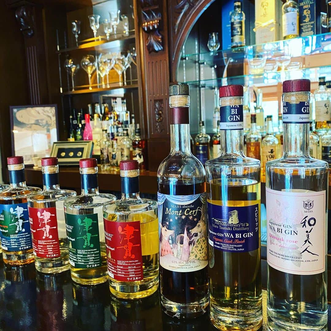 Little Miss Bento・Shirley シャリーさんのインスタグラム写真 - (Little Miss Bento・Shirley シャリーInstagram)「Kagoshima Day 2: who loves Japanese whiskey 🥃? I got to visit Mars Tsunuki Distillery’s traditional stone barrel warehouse, and learnt about how whiskey liquor is produced and aged (so 😎 cool). Definitely want to come back with my hubby to the old Honbo family guest house called 'Hojo' built in 1933, for whiskey tasting and dining in the traditional Japanese residence coupled with a garden view. * for those keen on the tour, recommended to make an advanced reservation * Tasting at the 'Hojo' bar, a visit to the gift shop, and a distillery tour would take approximately 1 hour. . 📍Minami Satsuma, Kagoshima, 🇯🇵 @minamisatsuma.jp  #explorekagoshima #kagoshima #visitjapan #ilovejapan #minamisatsuma #onlyinjapan #littlemissbento #travelogue #marstsunukidistillery #japanesewhisky #whiskey」12月21日 17時21分 - littlemissbento