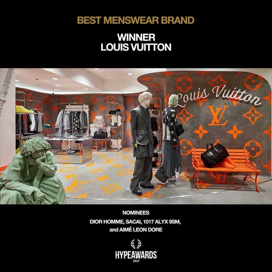 HYPEBEASTさんのインスタグラム写真 - (HYPEBEASTInstagram)「#HYPEAWARDS: The award for Best Menswear Brand of 2019 goes to @louisvuitton. Congratulations! ⁠ —⁠ Head to the link in our bio for the full list of winners.」12月21日 9時35分 - hypebeast