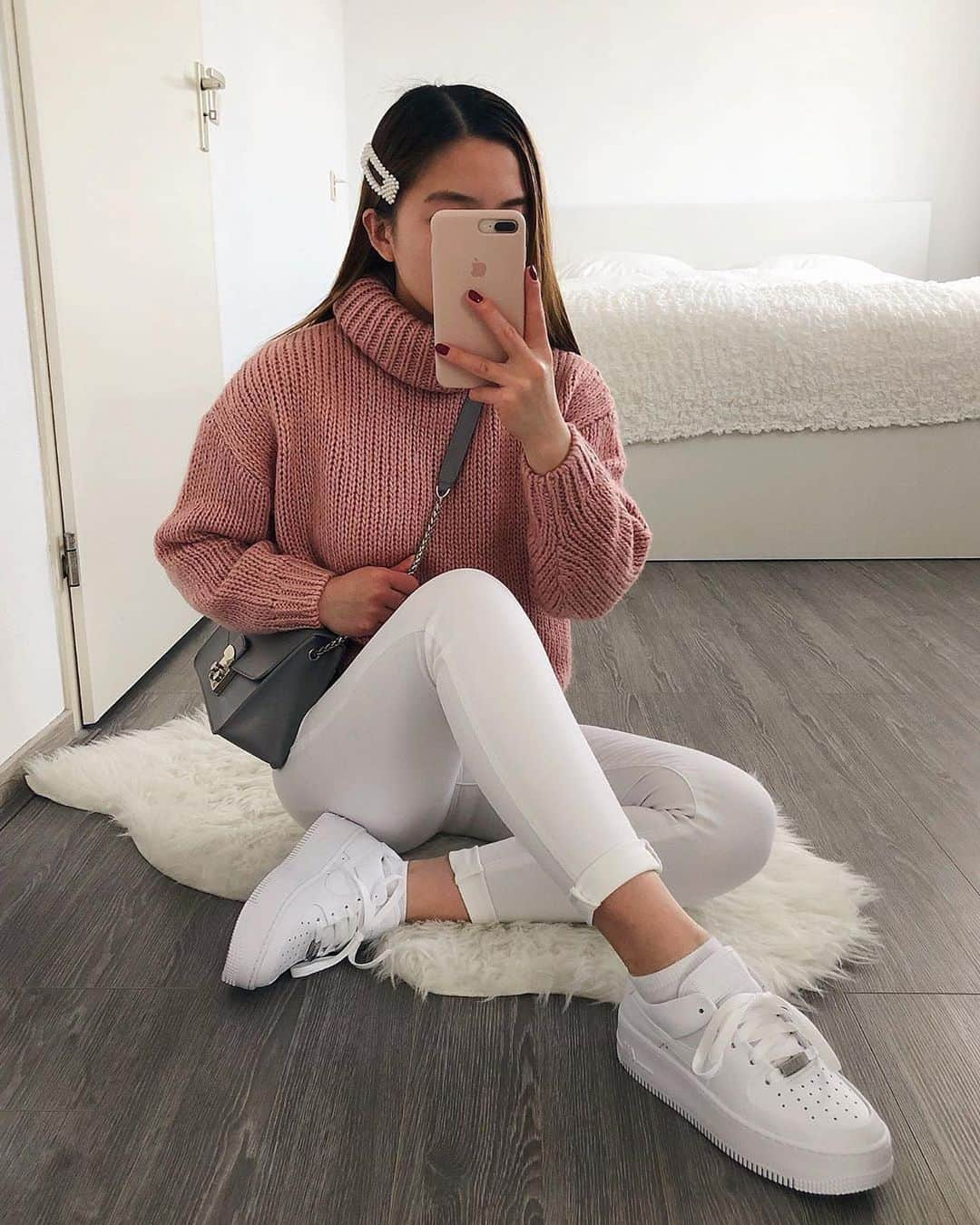 Angel™さんのインスタグラム写真 - (Angel™Instagram)「OOTD. Which outfit would you add to your shopping list? Credit @pinnieapple #americanstyle #winterfashion #winteroutfits #onlineshopping #sweater ❤️ #asaqueen」12月21日 9時56分 - americanstyle