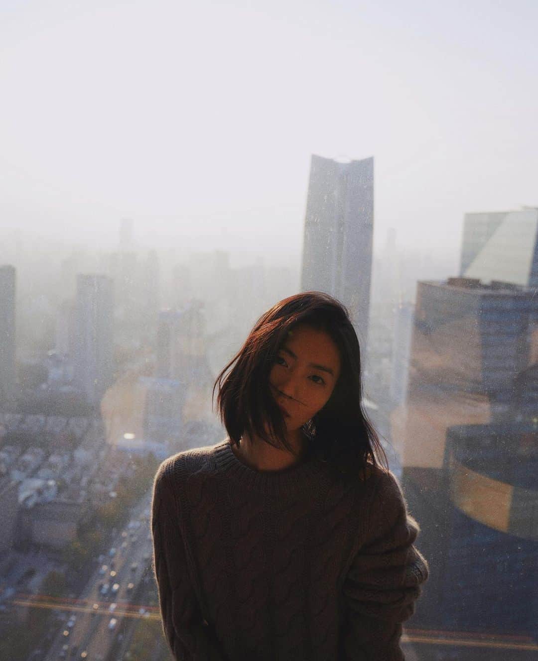 リウ・ウェンのインスタグラム：「A Room with a View」