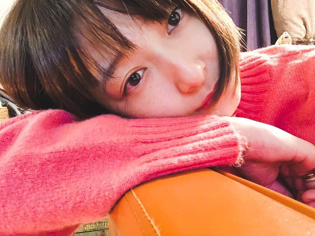 松本亜希のインスタグラム：「皆さん、あのなっが〜い文章を読んでくださり、ありがとうございました‼︎❤️ たくさんのあたたかい言葉、とっても嬉しかったです😌 育児中で時間が無いので、まとめてになってしまいますがここでお礼を言わせていただきます🥰 ありがとうございました❤️ 告白してよかった☺️ みんな！あったかいぜ！ . #告白#報告#肩の荷が下りた#1型糖尿病#検索してみてね#インスリンポンプ使用中」