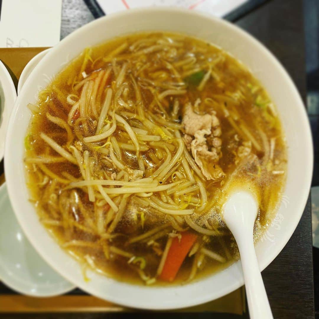 松谷ヒロキさんのインスタグラム写真 - (松谷ヒロキInstagram)「ラメ〜ン。  ramen  #円スタグラム #神谷町 #お忙しい #art #lights  #food #iPhone7plus #focus #cool #kawaii #japanese #comedian #tokyo #japan #love #instagood #instalike #webstagram #follow #followme #followforfollow #写真 #アート」12月21日 10時26分 - mattsun8084