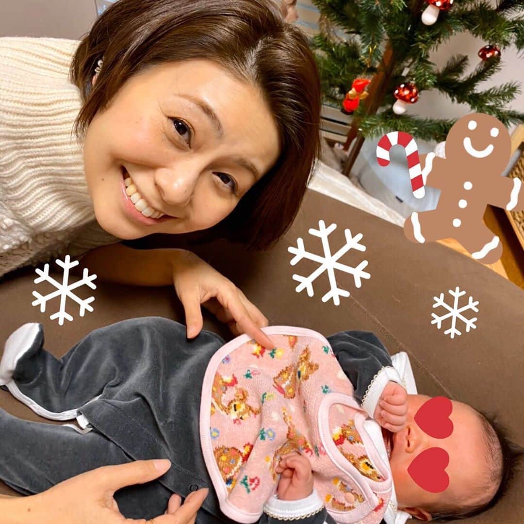 フジテレビアナウンサーのインスタグラム：「山中章子です。 最近、友達のベビーたちと会う機会が何度かありました。 働くお母さんでもある友達は、今は育休中ですが、早くも働く気まんまん⭐️ 子育てで忙しい日々を過ごしながらも、すごく前向きに今後を考えていました。 子どもにどんな母親像を見せたいか、どんな環境に身を置いて、どう育ってほしいかまで考えて、仕事に復帰する日を待っているその姿、かっこいい✨ そして、ベビーたちよ、可愛すぎる❤️癒されると同時に、とても刺激を受けました😊  #山中章子 #フジテレビアナウンサー #育休ママ #ベビーかわいすぎ」