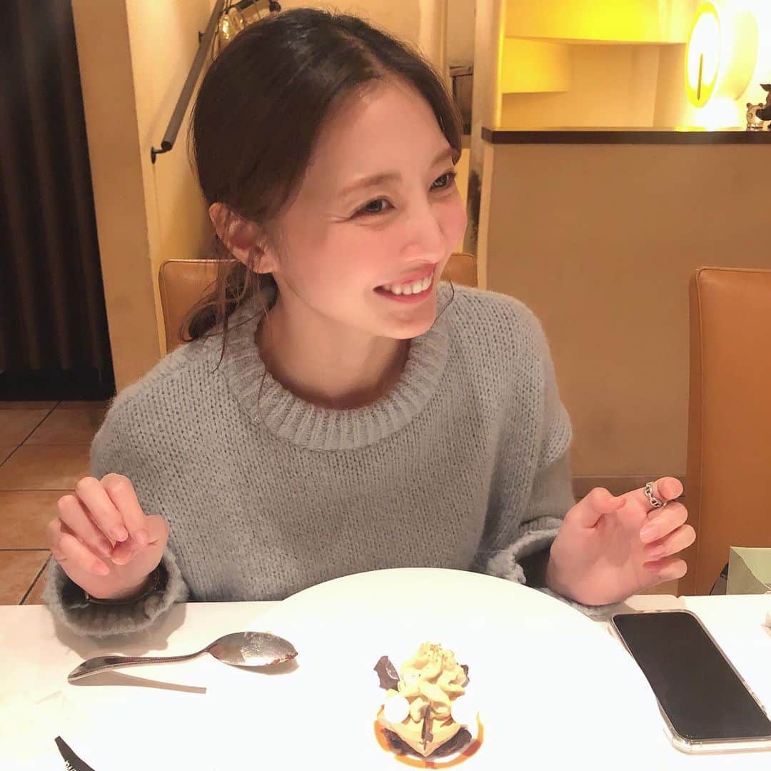 大石絵理のインスタグラム：「うれしいの顔😚」