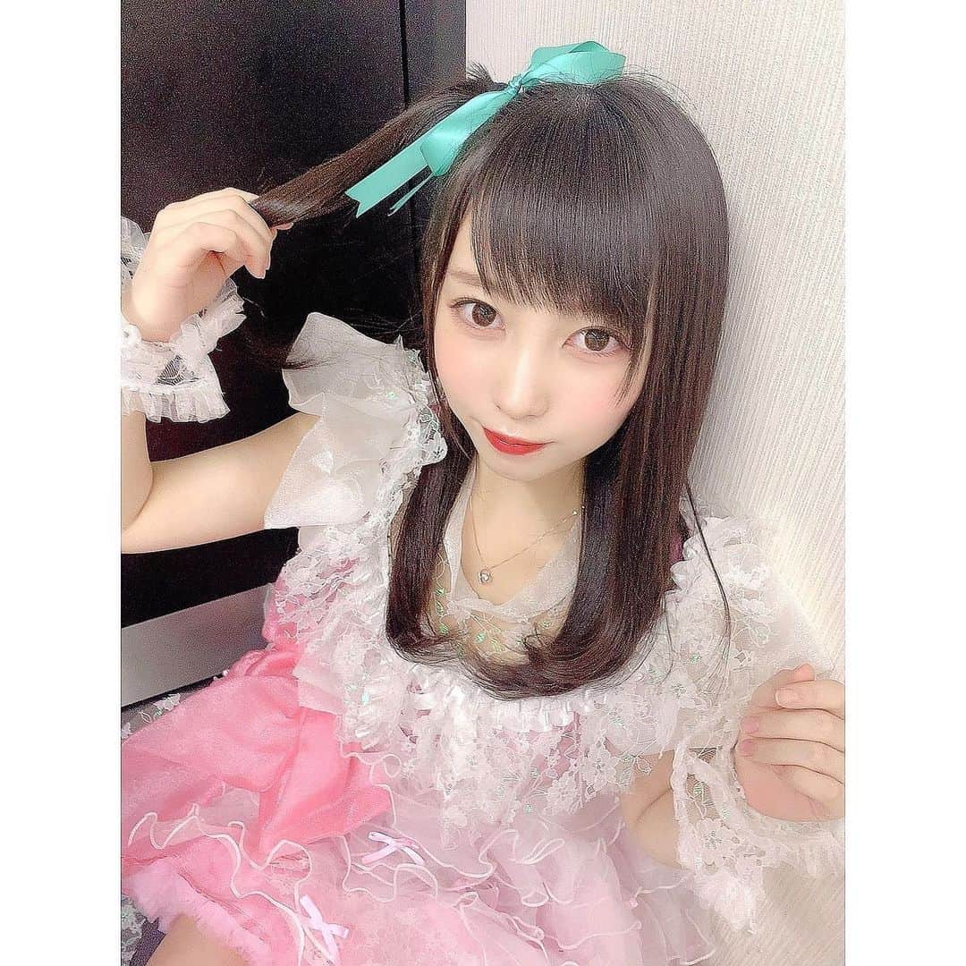 髙木由莉愛のインスタグラム：「サラサラ ッ  #euphoria  #aujuaトリートメント  #アイドル #JAPANARIZM  #ライブアイドル #リボン」